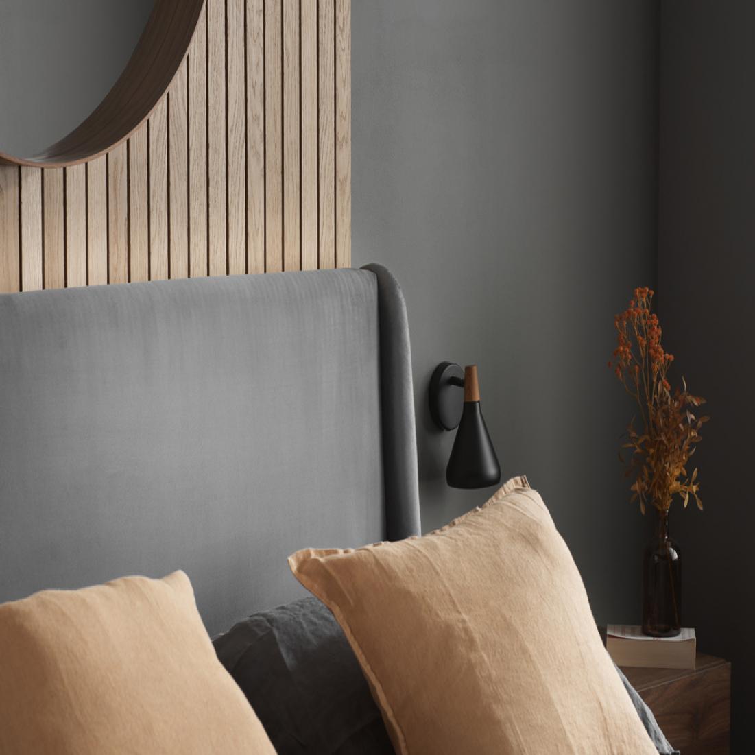 7118_furniture_Lincoln Bed.jpg